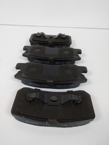 Imagen 5 de 9 de Pastillas De Freno Traseras Grande Dodge Caliber Compass Sp