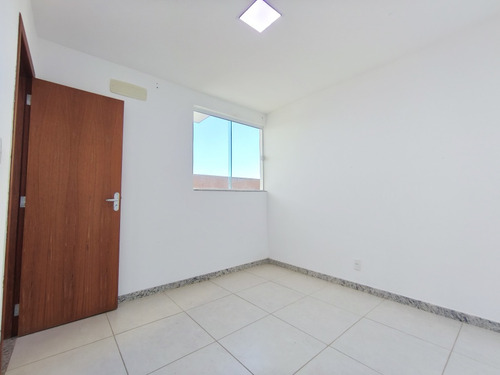 Apartamento Térreo Com Quintal - 3 Quartos Com Suíte - Bairro Planalto, Linhares - Es