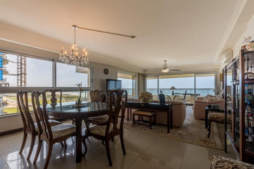Apartamento En Torre De Lujo, Punta Del Este Uruguay