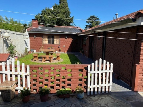 Imagen 3 de 21 de Chalet En Venta En Barrio Fortunato De La Plaza