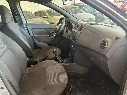 Renault Sandero undefined