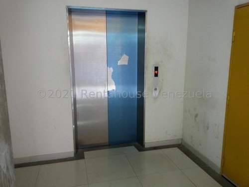 Imagen 17 de 30 de Local En Venta Barquisimeto Zona Centro, Selena Pacheco, Tlf. 04245197639 Cod. 22-3330, Lara Venezuela