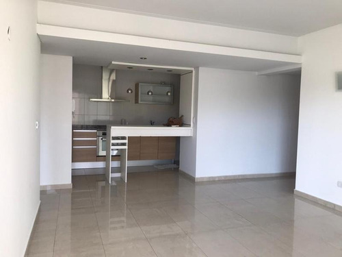 Imagen 17 de 27 de Departamento A La Venta De Gran Categoría De 2 Ambientes En La Mejor Calle De Adrogué