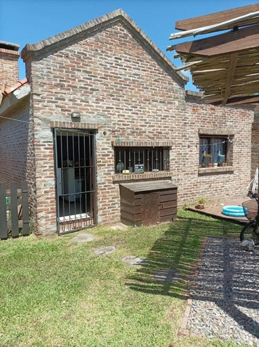 Venta Imperdible Oportunidad Casa 2 Dormitorio En Shangrila, Acepta Banco. Con Tu Compra Tv 75¨ O 2 Aires Acondicionado De Regalo.