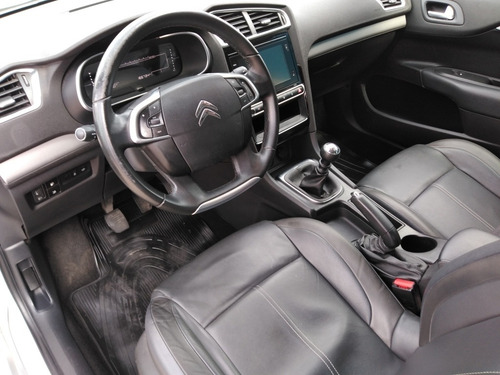 Imagen 12 de 12 de Citroën C4 Lounge 2018 1.6 Hdi 115 Feel Pack
