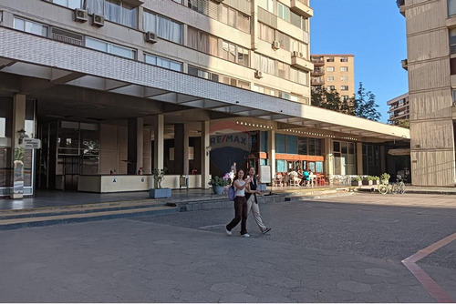 Local Comercial En Providencia: