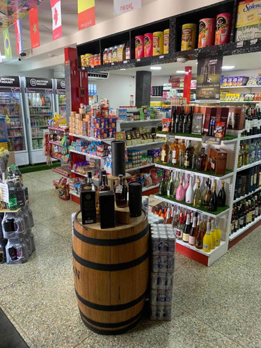Imagen 10 de 30 de Venta Fondo De Comercio, Licores Y Bodegón Baruta-manzanres