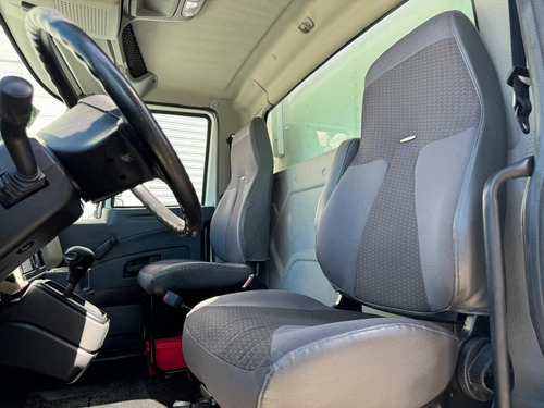 2016 International 4300 Caja Seca 24' Pies
