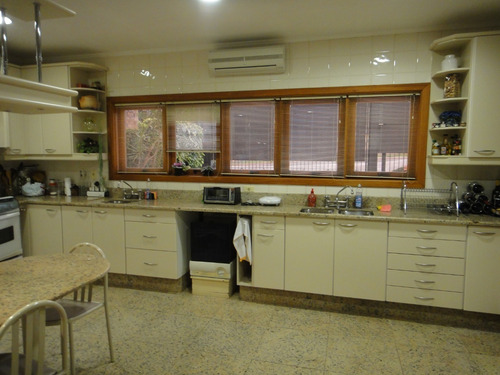 Casa Em Vila Conceição Com 5 Dormitórios - Vob4513