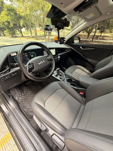 Kia Niro Vibrant Híbrida