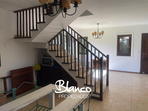 Casa En Venta En Altos Del Barranco, Pilar, G.b.a. Zona Norte
