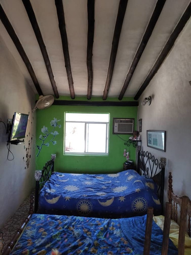 Imagen 10 de 14 de Townhouse En Venta Sector Parguito Isla De Margarita Vzla