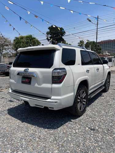 Imagen 8 de 13 de Toyota Runner Limited 4x4