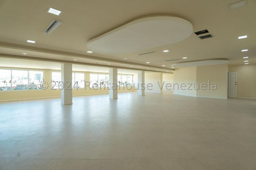 Casa En Venta En Cumbres De Curumo Mls #24-26309