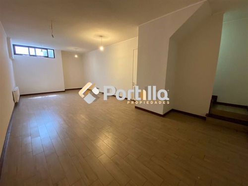 Departamento En Arriendo Ubicado En Estoril