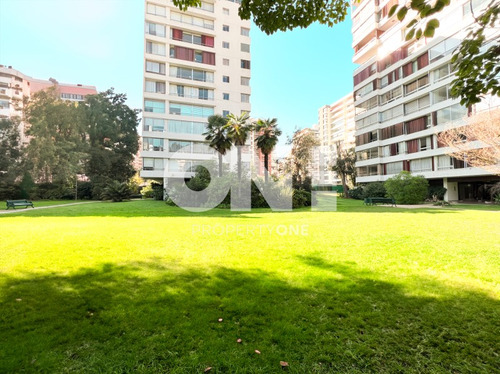 Depto En Venta Las Condes En Condominio /primer Piso Jardin
