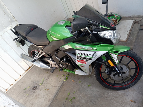 Moto Deportiva Color Verde 200cc