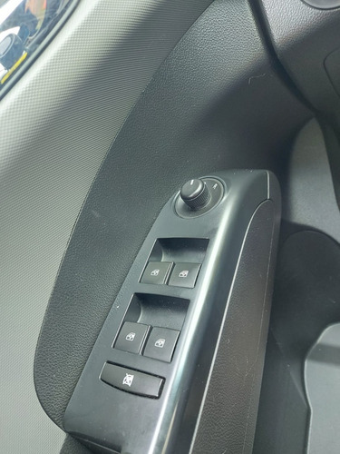 Imagen 10 de 12 de Chevrolet Sonic