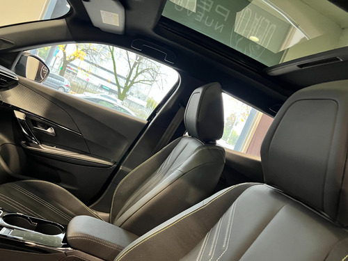 Peugeot 2008 1.0T Gt