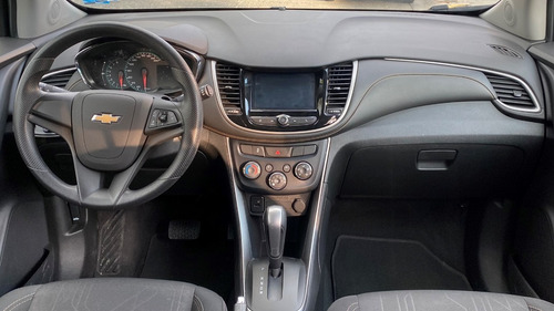 Imagen 7 de 13 de Chevrolet Trax