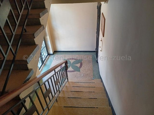 Apartamento En Venta En La Campiña 25-18032 Yf