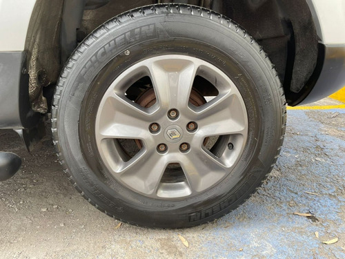 Imagen 2 de 14 de Renault Duster Zen Tm 2018