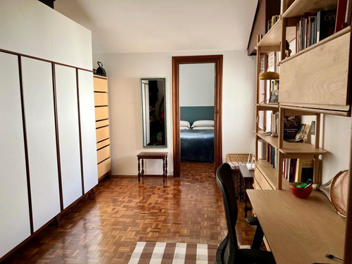 Casa En Venta De Tres Dormitorios Dos Baños Cochera Y Fondo