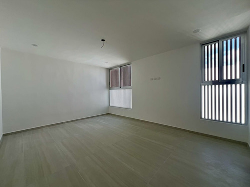 Casa En Venta En Mérida, Privada El Origen, Mod. 597, De Lujo