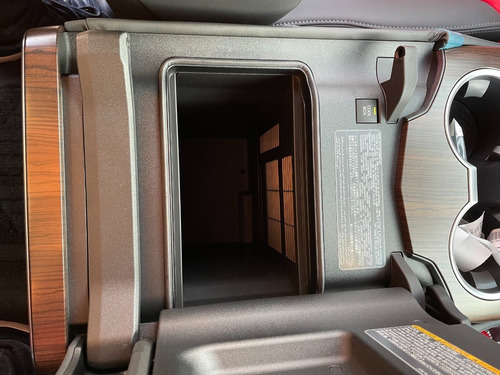 Imagen 18 de 20 de Toyota Land Cruiser 300