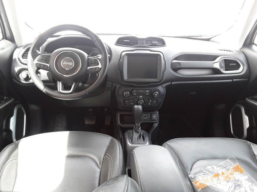 Imagem 8 de 11 de Jeep Renegade 1.8 16v Flex Longitude 4p Automático