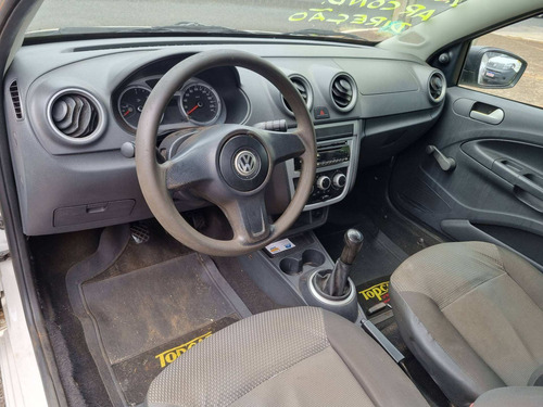 Imagem 6 de 8 de Volkswagen Saveiro 1.6 Mi Cs 8v Flex 2p Manual G.v
