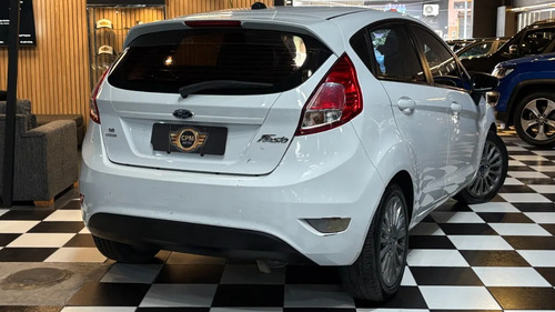 Ford Fiesta Kinetic 1.6 Se Plus Powershift 120cv