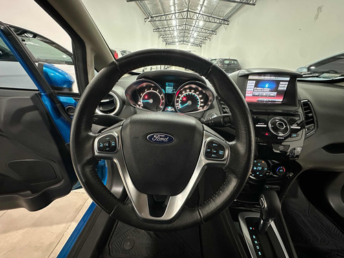 Ford Fiesta Kinetic Design 1.6 Titanium Powershift 120cv