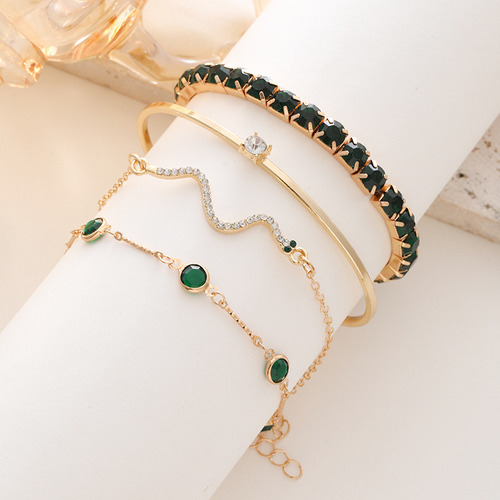 Set De 4 Piezas Green Bracelet Para Mujer, De Metal, Hecho A