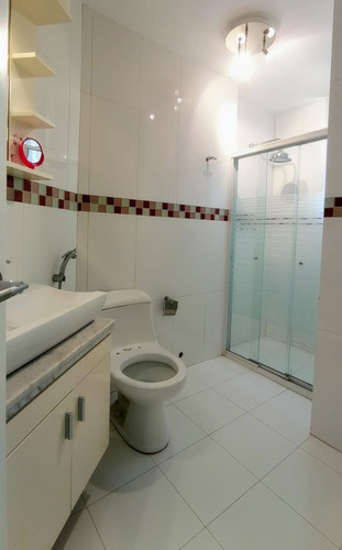Imagen 17 de 20 de Casa En Venta Con Piscina Club De Campo San Antonio De Los Altos