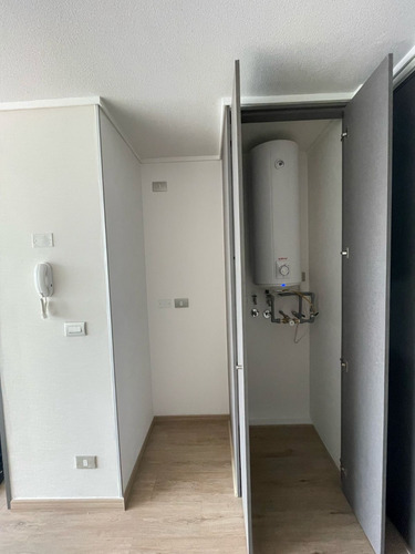 Arriendo Depto 1d1b Frente A Bupa, Macul Con Est. Opcional