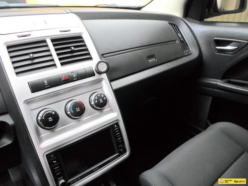Imagen 18 de 22 de Dodge Journey 2.4 Automática