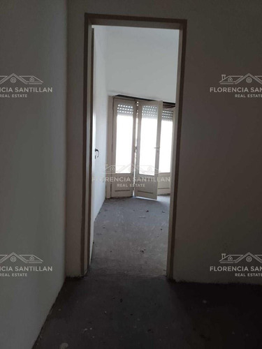Departamento 4 Ambientes En Venta En Lanús Oeste, Lanús, G.b.a. Zona Sur