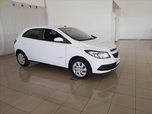 Chevrolet Onix 1.4 MPFI LT 8V FLEX 4P MANUAL