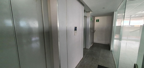 Oficina 445m2 Acondicionada En 2 Niveles Excelente Vista Y Ubicacion