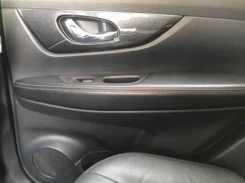 Nissan X-trail 2.5 Exclusive 2 Row Cvt 2017