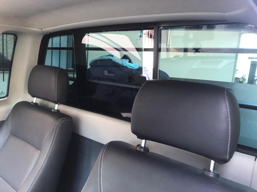 Imagem 2 de 9 de Volkswagen Saveiro Surf 1.6 Prata