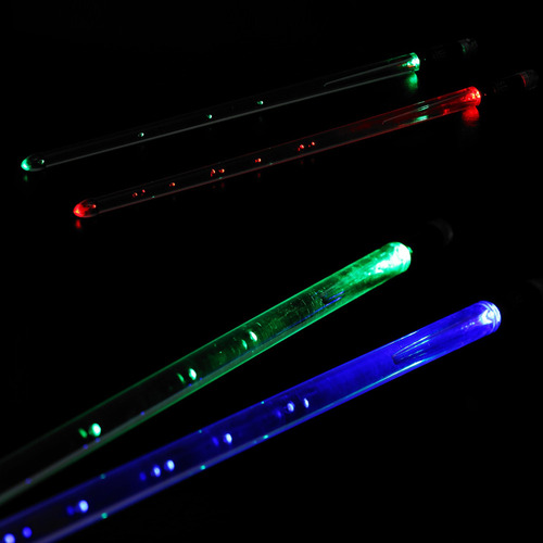 Un Par De Baquetas Luminosas De 15 Colores Light Up