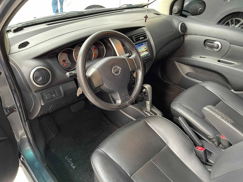 Imagem 7 de 10 de Nissan Livina 1.8 Sl X-gear 16v Flex 4p Automático
