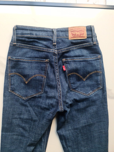 Jean Chupin Tiro Medio Levi's Mujer 