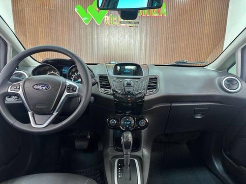 Ford Fiesta 1.6 TITANIUM PLUS HATCH 16V FLEX 4P POWERSHIFT