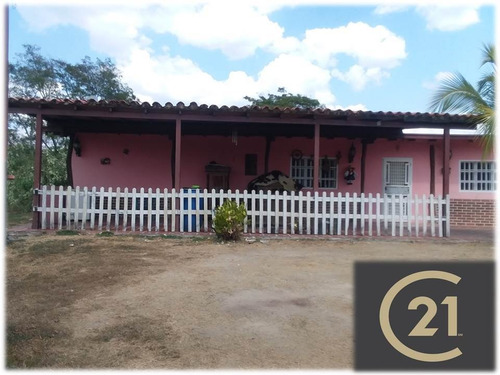 Imagen 2 de 13 de Mini Finca En Venta En Campo Carabobo