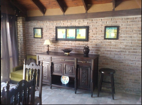 Casa En Atlántida Excelente Ubicación, Barrio Jardín
