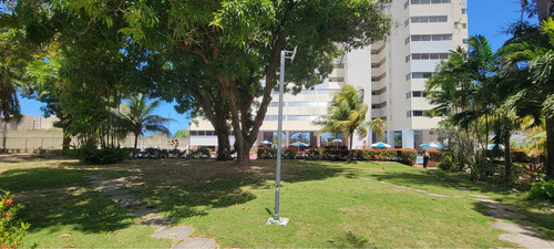 Se Vende Hermoso Apartamento En La Guaira- Vm