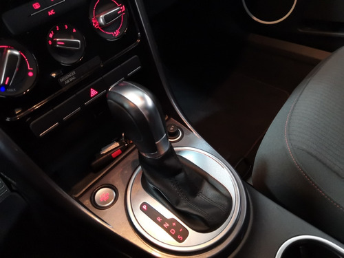 Imagen 7 de 15 de Volkswagen Beetle 2018 2.5 Sound Tiptronic At